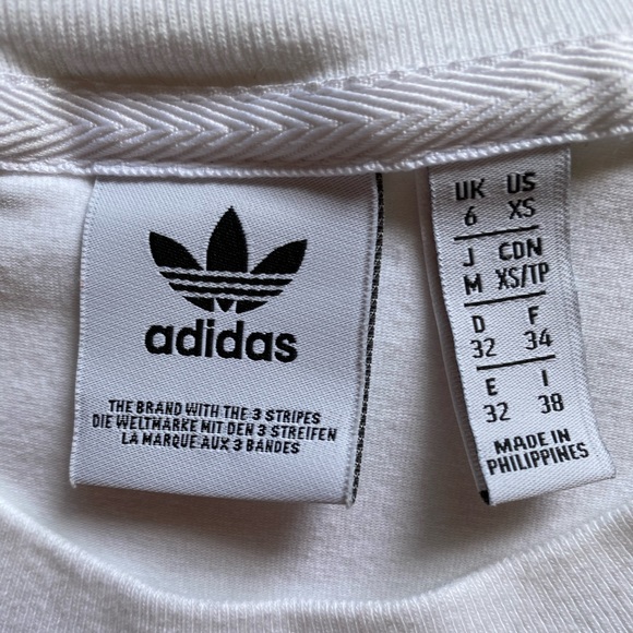 Brand New Adidas T-shirt - Picture 2 of 9